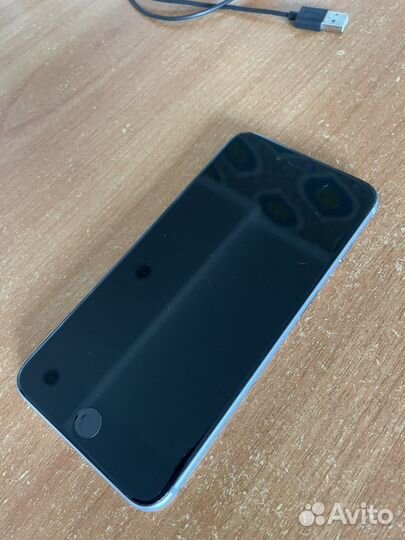 Телефон iPhone 6s plus