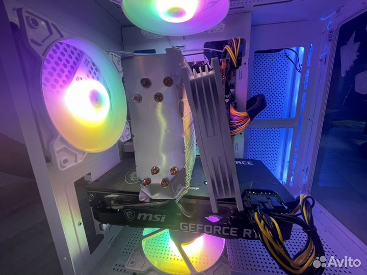 Игровой пк аквариум белый