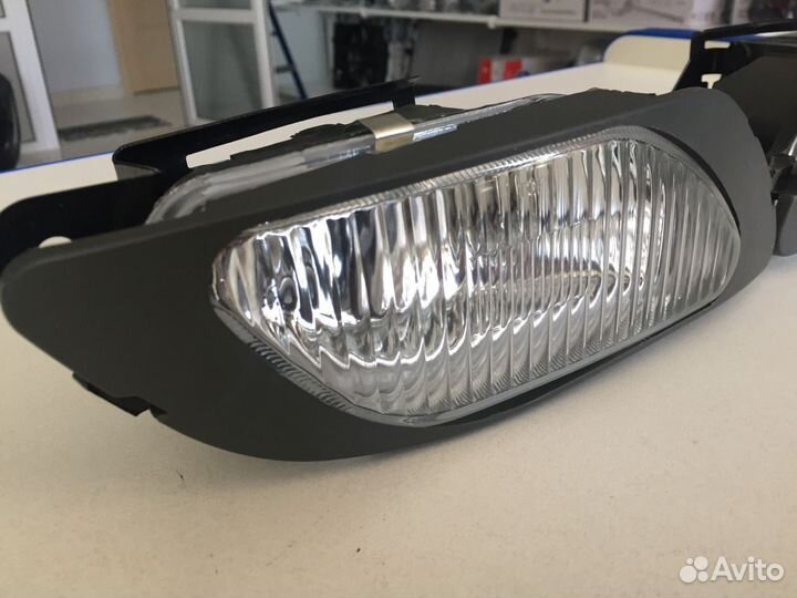 Противотуманная фара (туманка) Daewoo Nexia N100