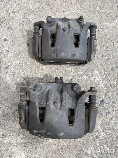 Ступица/суппорт/диск (кулак в сборе) nissan