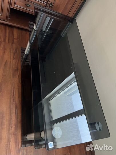 Стеклянная Тумба под тв / Стеллаж