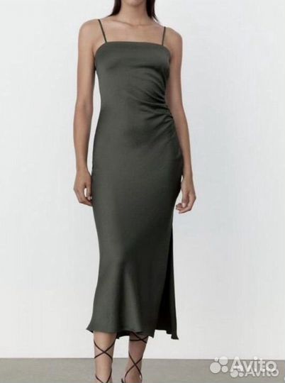 Черное Zara платье комбинация