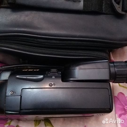 Видеокамера Samsung VP-J55, формат видео 8