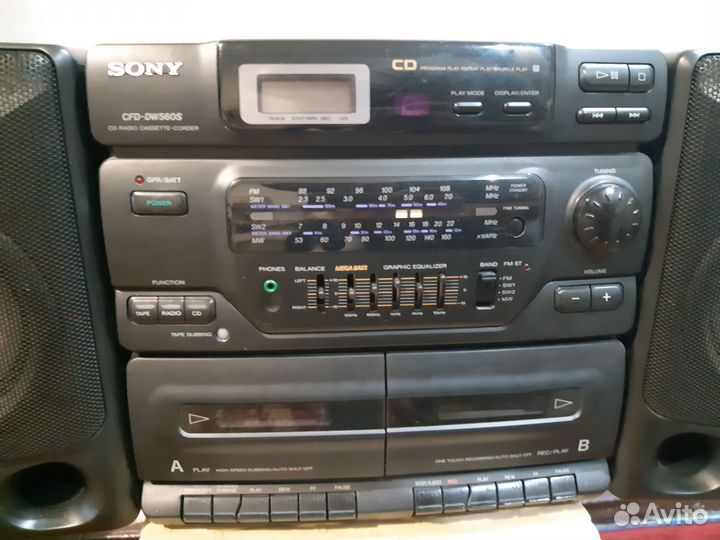 Музыкальный центр sony