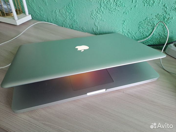 MacBook Pro Intel Core i7