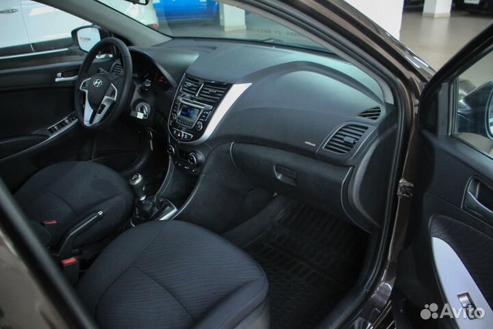 Hyundai Solaris 1.4 МТ, 2015, 243 815 км