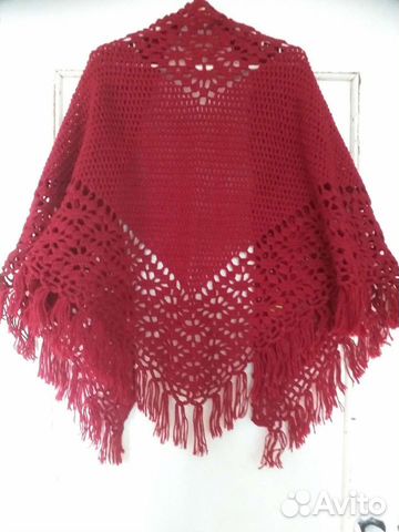Вязаная ажурная шаль