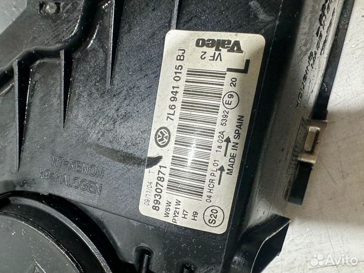 Фара левая Volkswagen Touareg 7L 3.2 BAA 2004