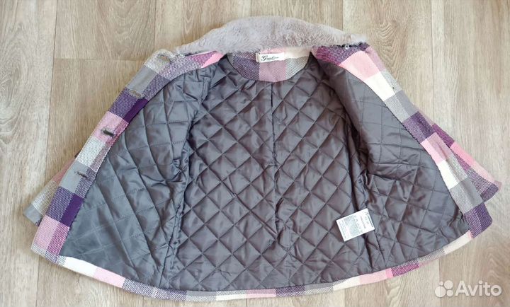 Пальто на девочку 104
