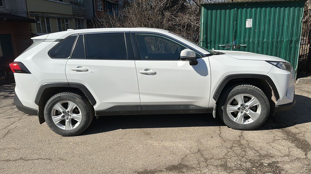 Toyota RAV4: фото владельца