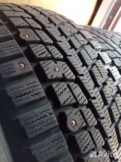 Dunlop SP Winter Ice 01 225/65 R17