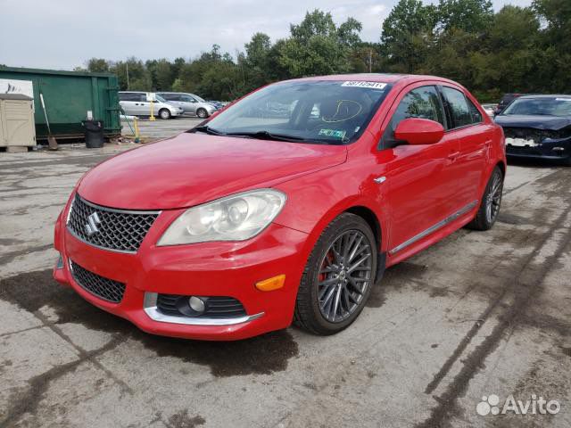 В разборе Suzuki Kizashi 2011 год