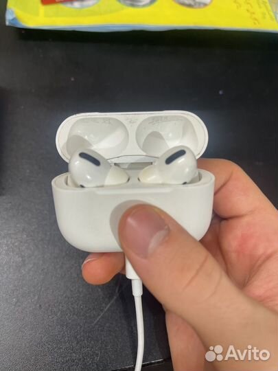 Наушники airpods pro 1 поколения