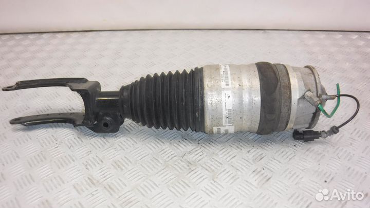 Пневмостойки передние VW Touareg NF / FL оригинал