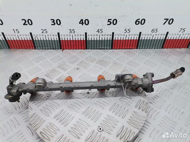 Форсунка Mitsubishi Carisma 1998