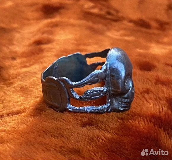 Кольцо адамова голова