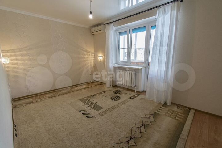 2-к. квартира, 63 м², 1/4 эт.