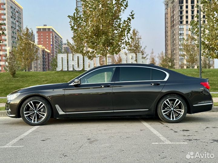 BMW 7 серия 3.0 AT, 2015, 225 073 км
