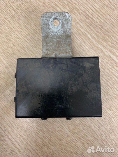 Блок управления стеклоподъемниками Subaru Legacy