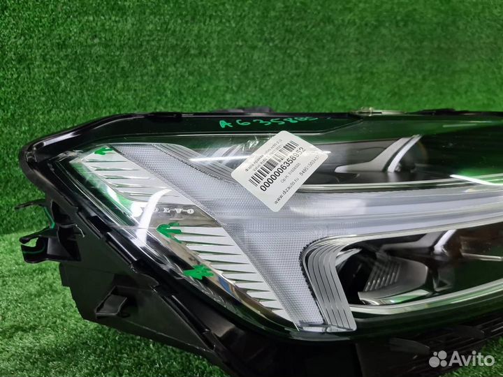 Фара правая Volvo XC60