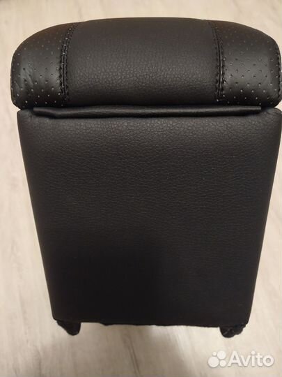 Подлокотник skoda octavia tour