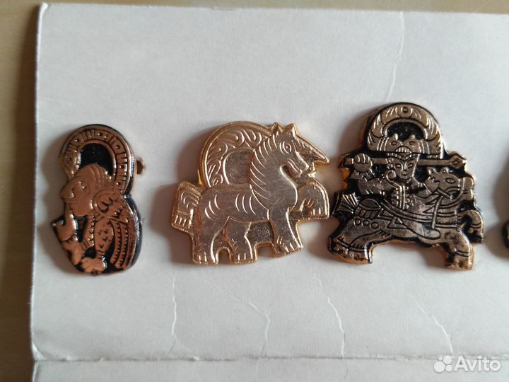 Сувенирные значки 