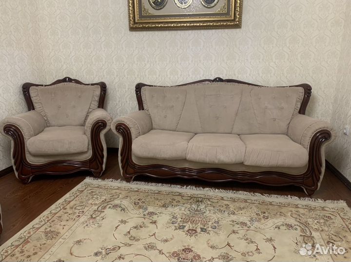 Диван с креслами