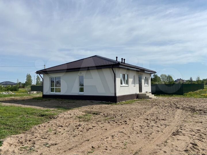 Дом 98 м² на участке 7,6 сот.