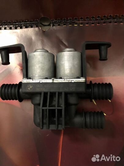 Водяной клапан BMW