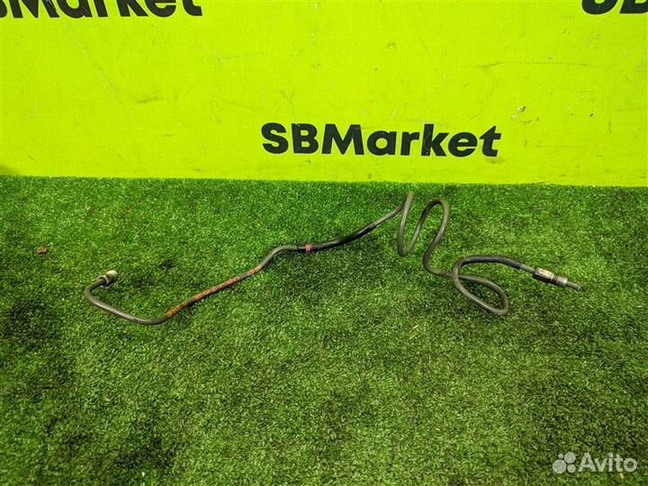 Тормозная трубка передняя правая Toyota Land