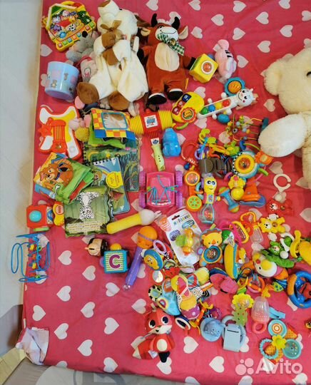 Игрушки пакетом для малышей