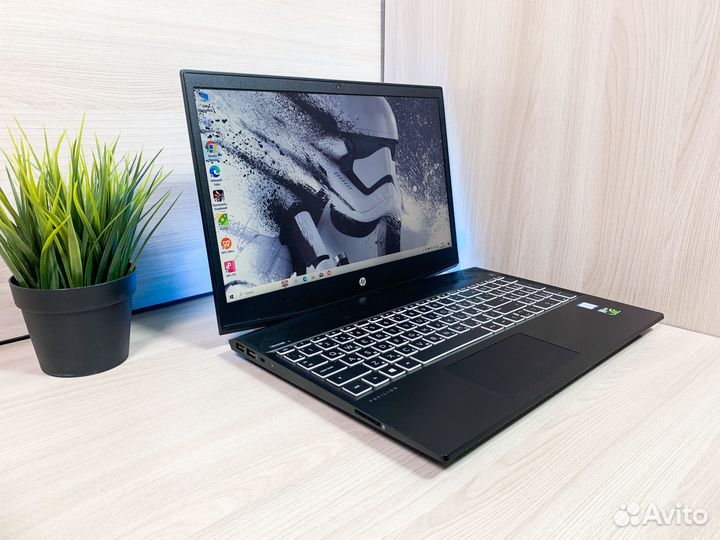 Игровой ноутбук HP Core i5-8g/GTX 1050/16Gb/SSD+HD