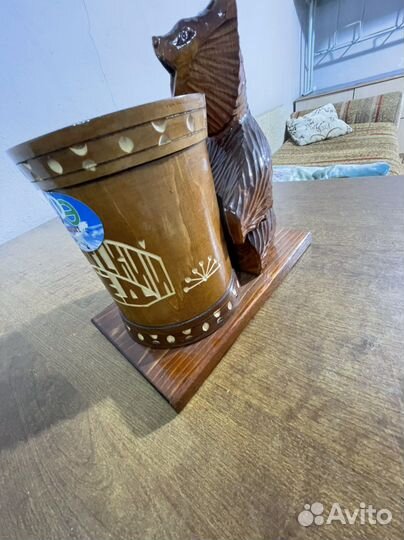 Статуэтка из дерева