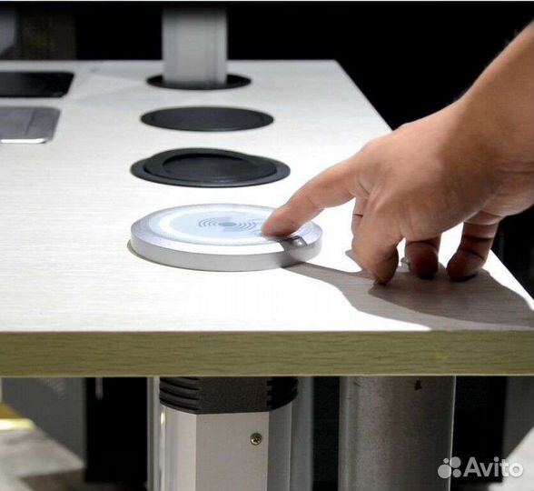 Розетка выдвижная 2USB беспроводная зарядка