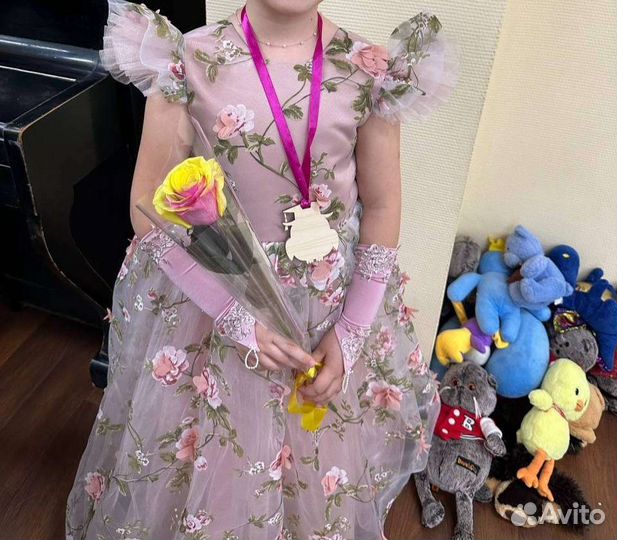 Платье на выпускной для девочки 122 128