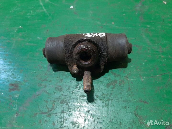 Цилиндр тормозной рабочий задний правый Skoda