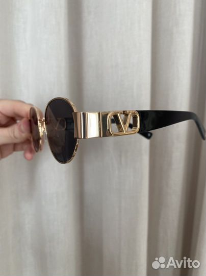 Солнцезащитные очки