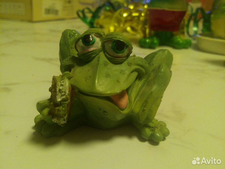 Коллекция лягушек