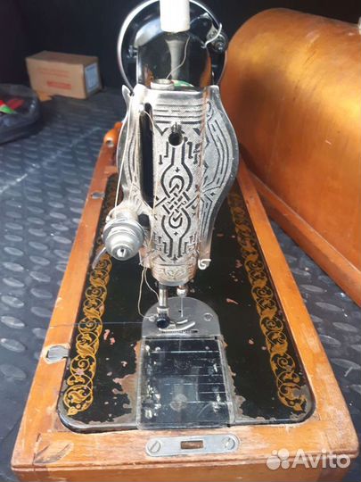 Швейная машинка