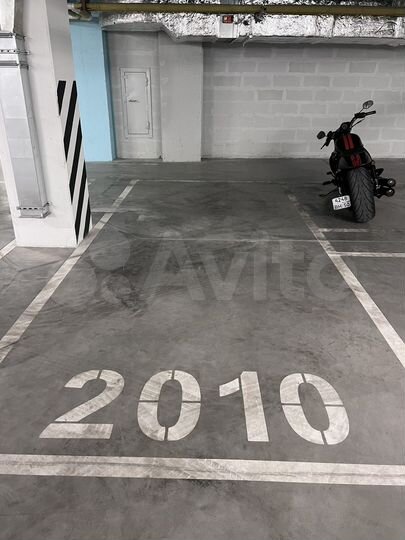 Машиноместо, 30 м²