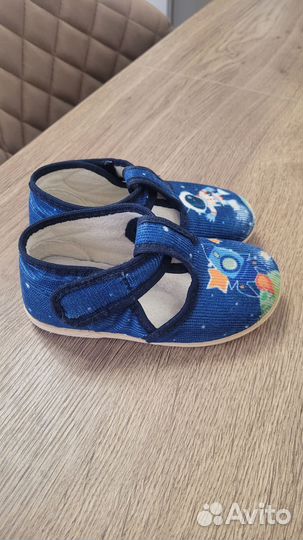 Сандали для мальчика 24