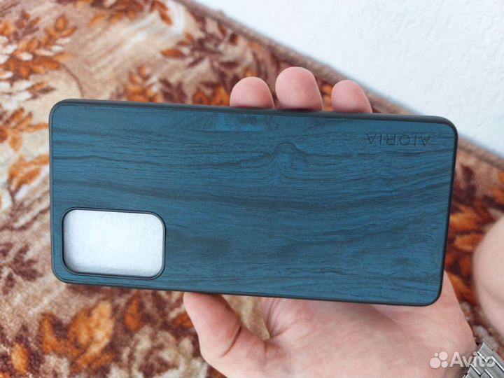 Чехлы Samsung Galaxy A72