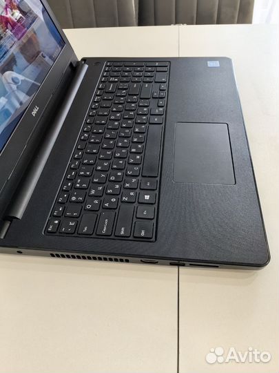 Ноутбук dell 4 ядра/4 гига/ SSD 128gb