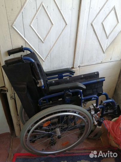 Инвалидная коляска складная бу