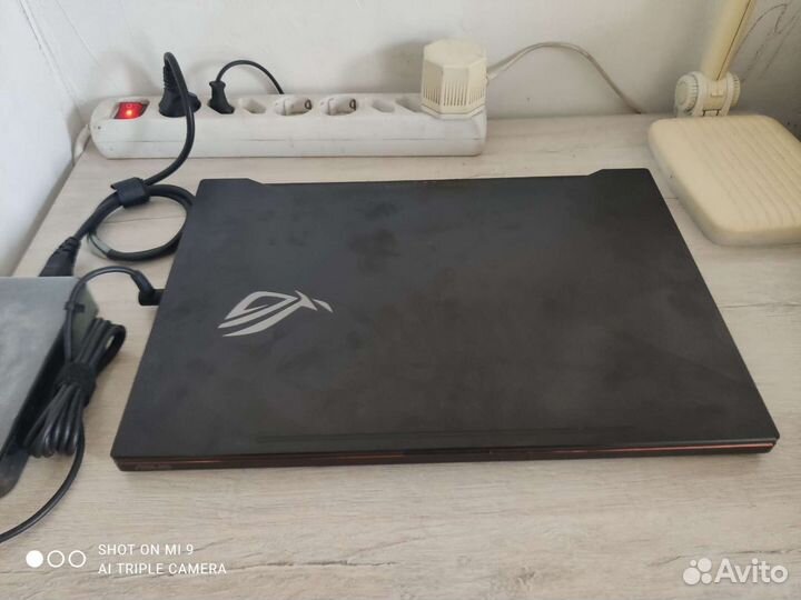Ноутбук asus rog zephyrus m