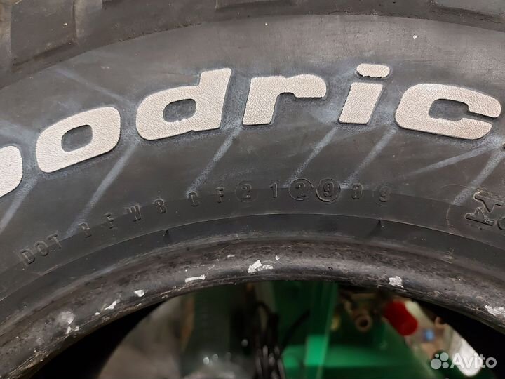 Bfgoodrich Mud-Terrain T/A 265/75 R16