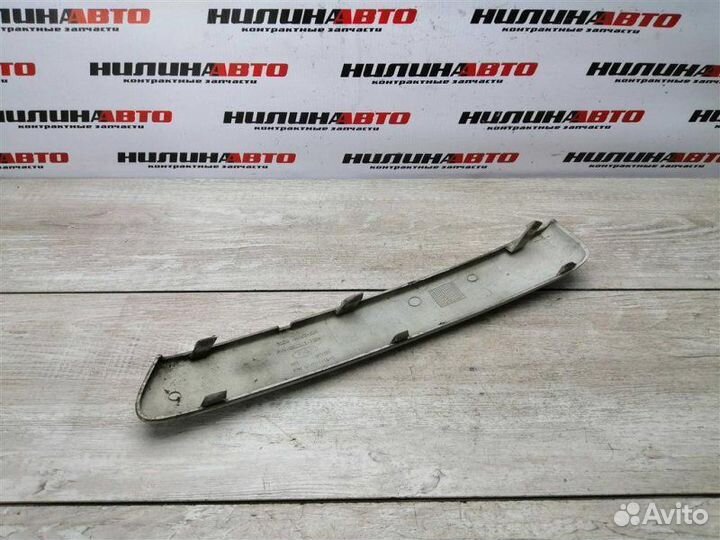 Молдинг бампера переднего левый Ford Focus 2