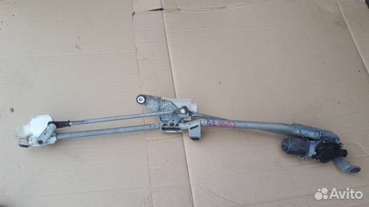 Трапеция стеклоочистителя передняя Nissan Tiida