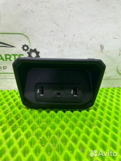 Гнездо AUX Renault Coleos 2.5 2019