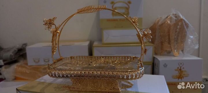 Фруктовница на ножке